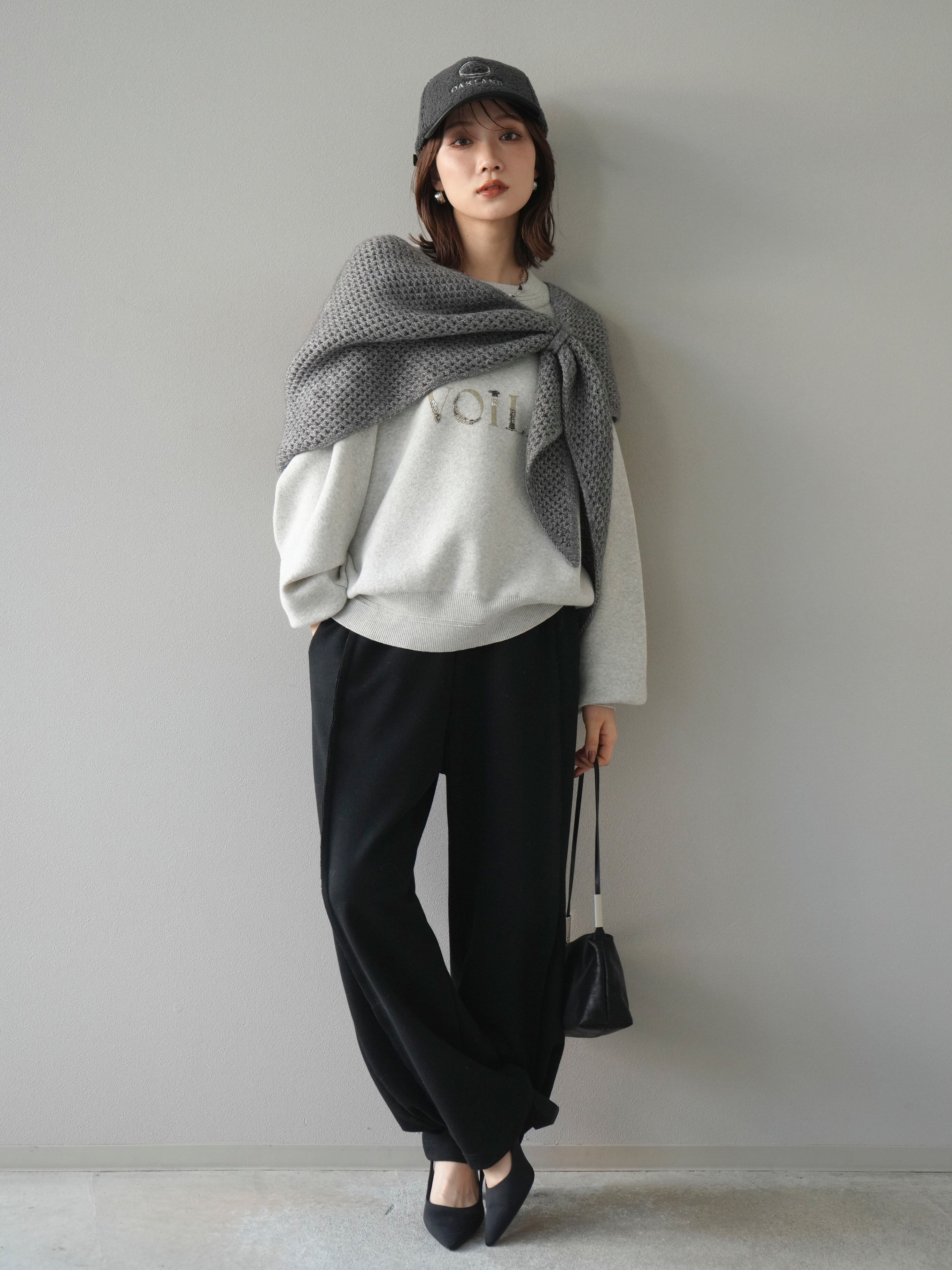 SET]スウェットライクビーズロゴ刺繍ニットプルオーバー+ニット