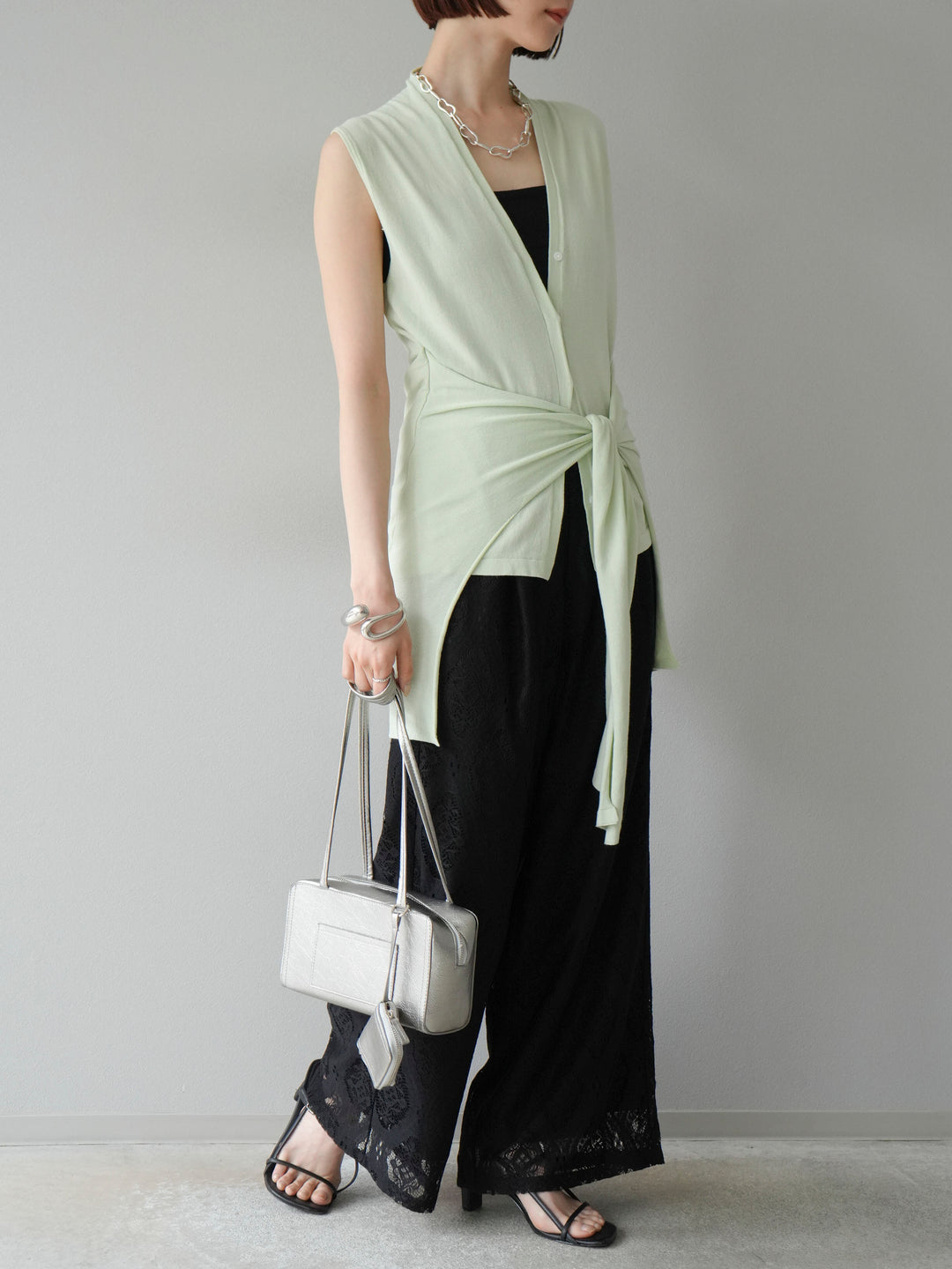 [SET]腰巻きデザインノースリーブニットカーディガン+レースタックイージーパンツ(2set)