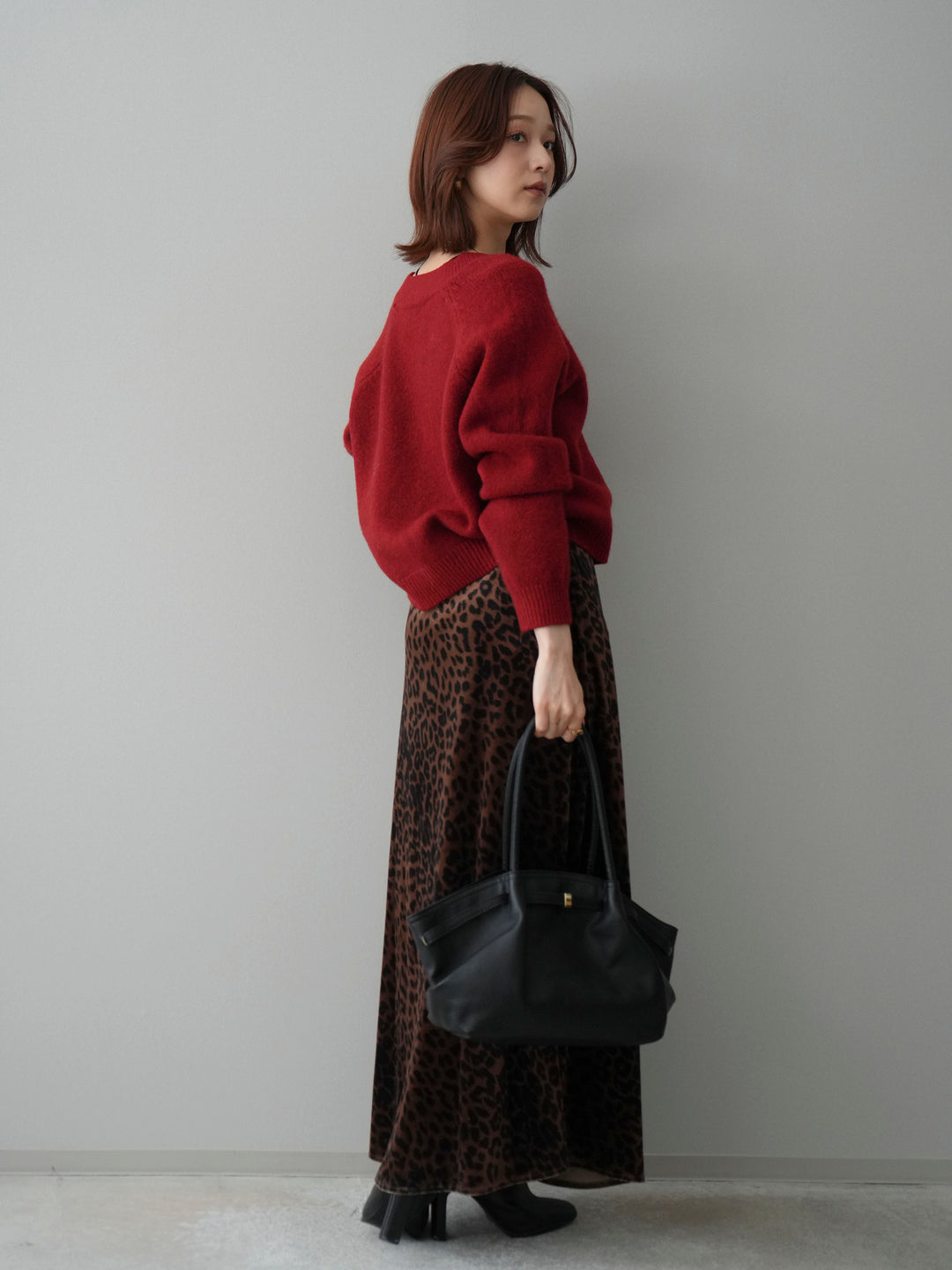 [SET]BIGボタンニットカーディガン+レオパードベロアナロースカート(2set)