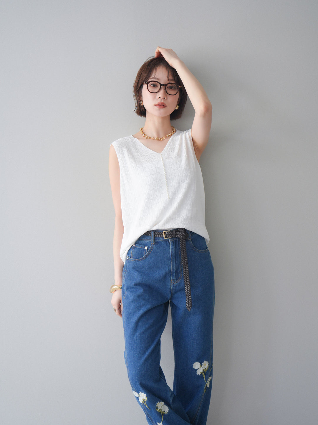 【預購】珍珠圖案V領針織上衣/白色