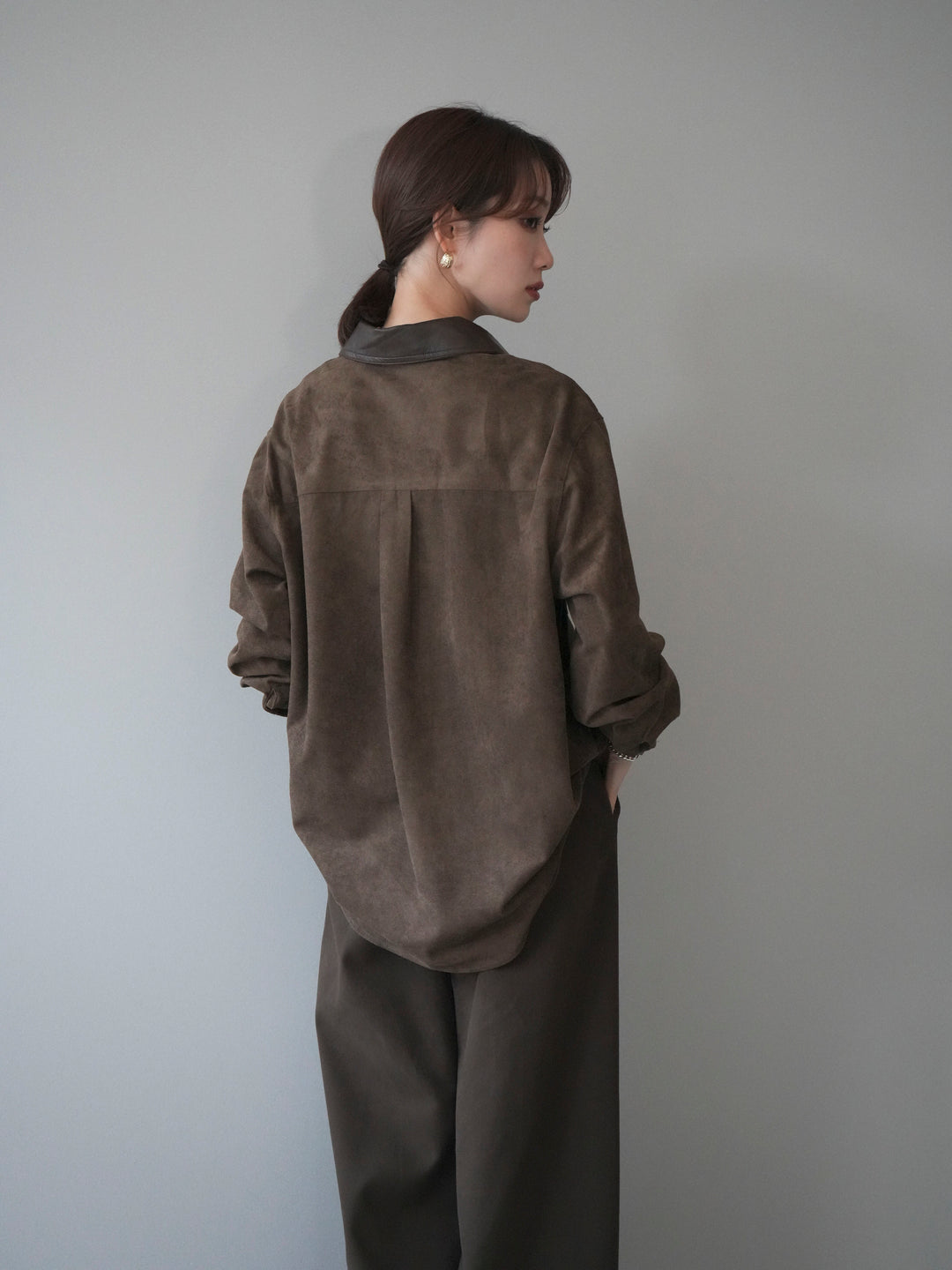 [予約]レザー襟スエードシャツ/khaki