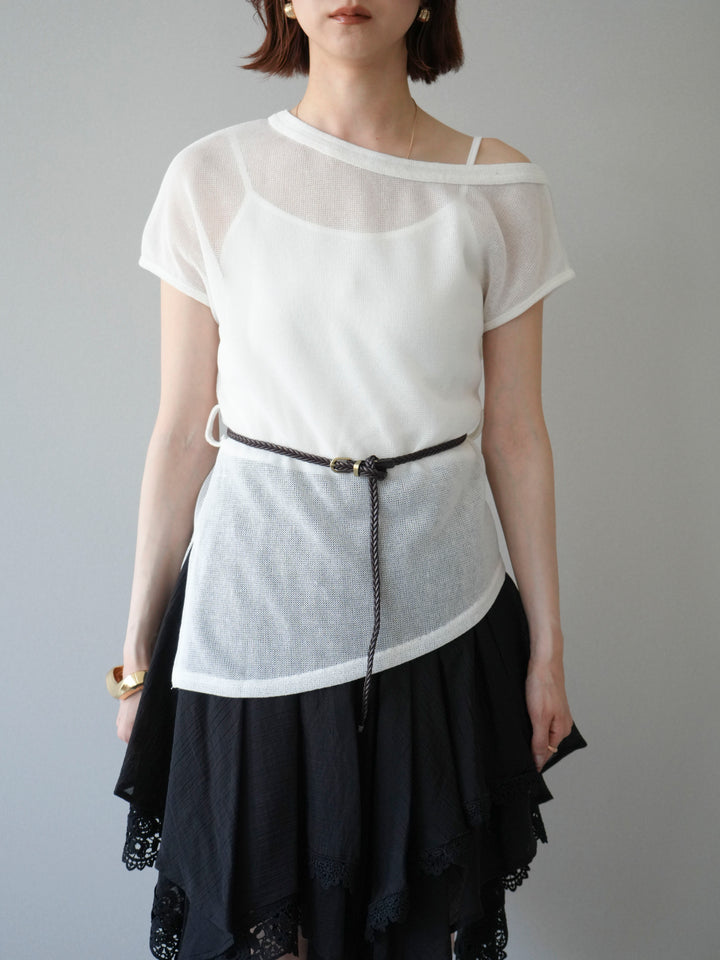 [予約]ベルト付アシメシアーニットトップス/white