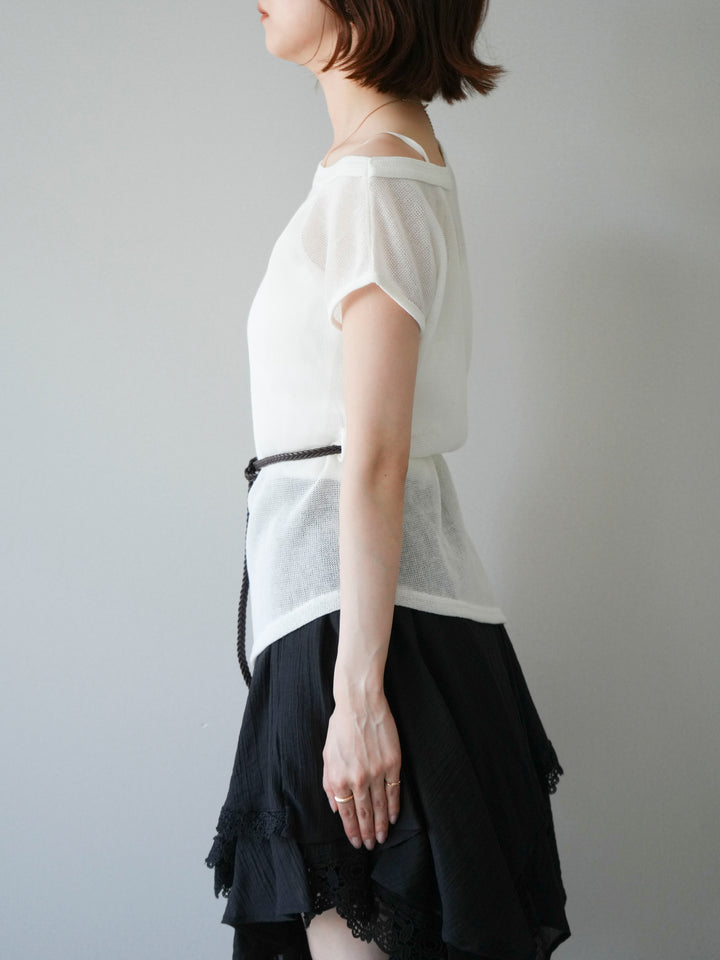 [予約]ベルト付アシメシアーニットトップス/white