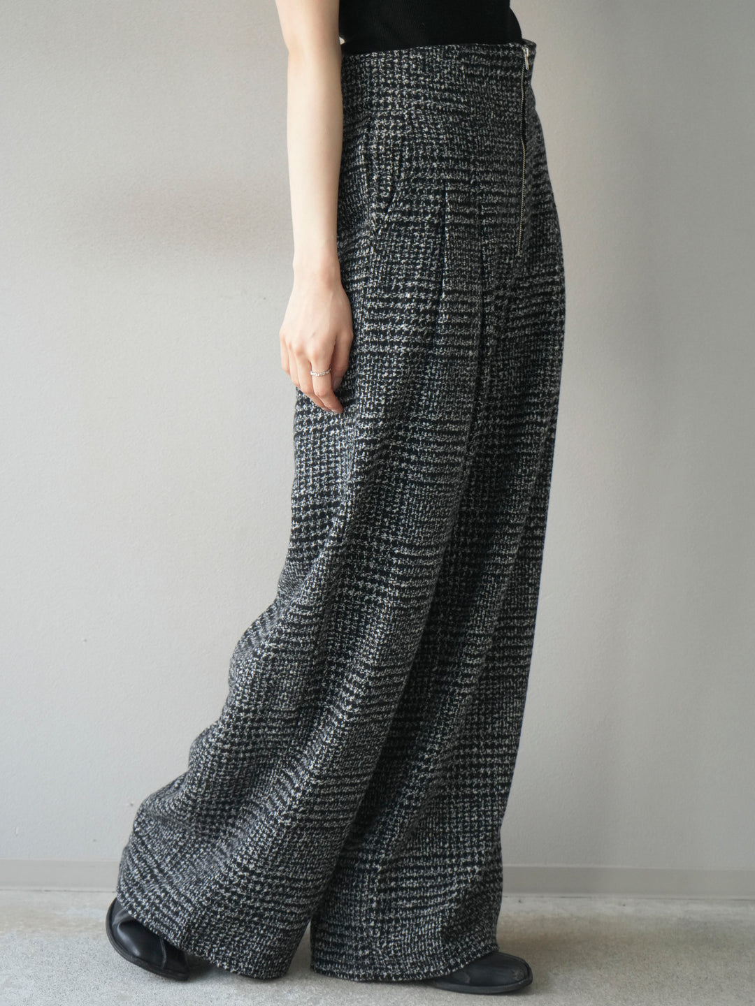 [予約]フロントジップミックスツイードワイドパンツ/ black