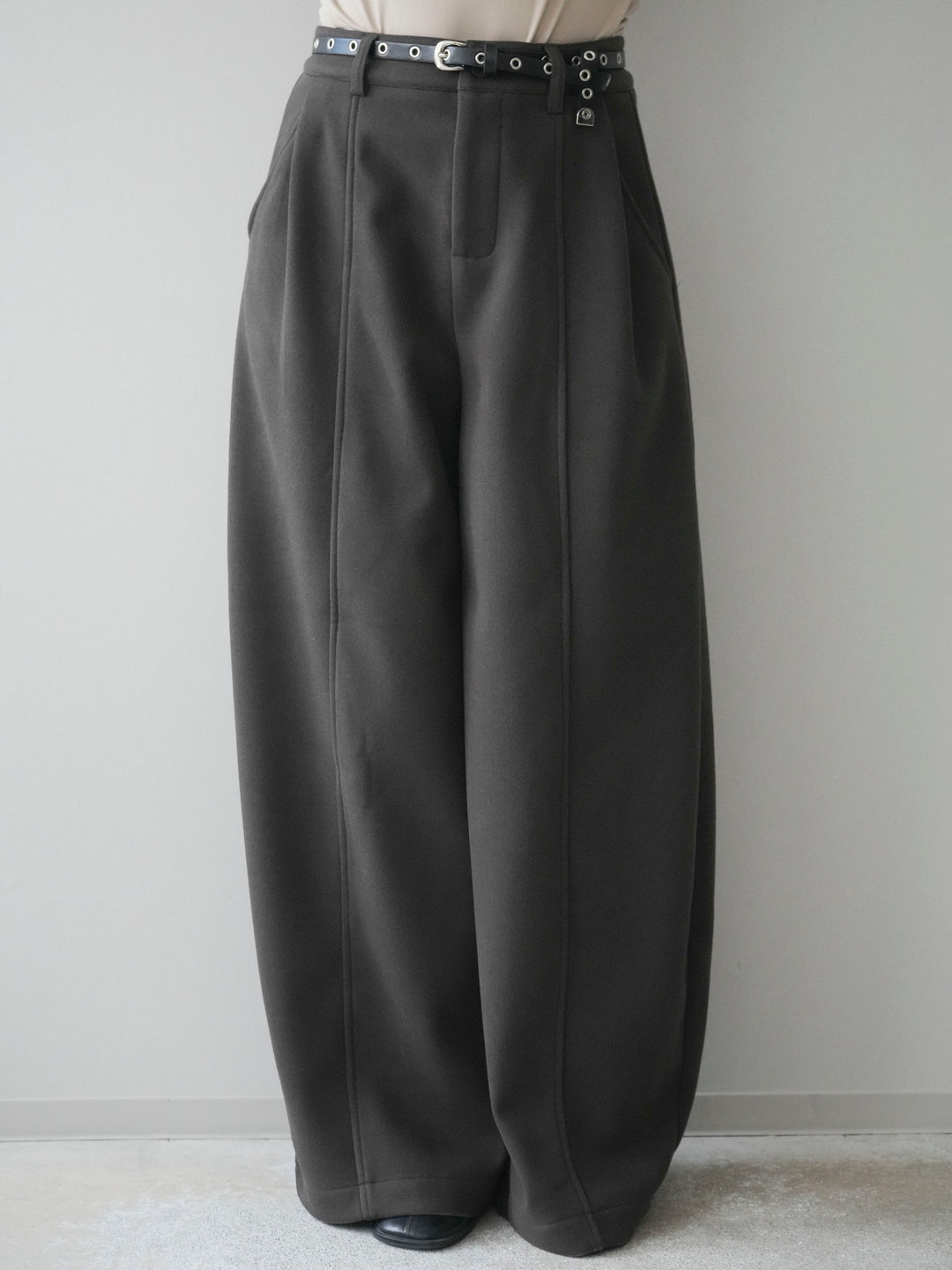 [予約]ベルト付き裏起毛ワイドパンツ/ brown