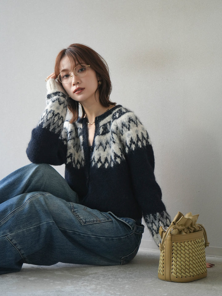 [予約]求心柄クロップドニットカーディガン/navy