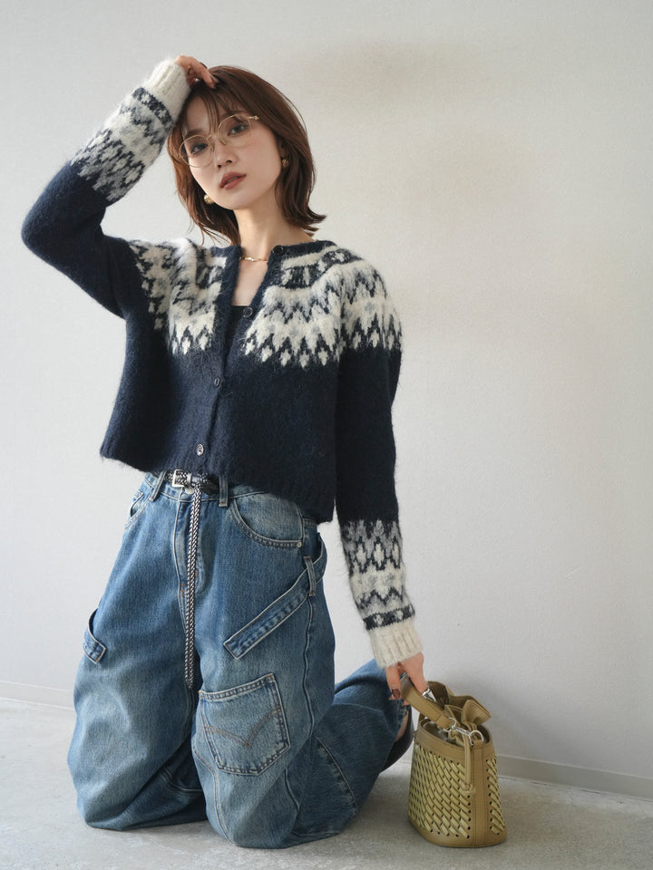 [予約]求心柄クロップドニットカーディガン/navy