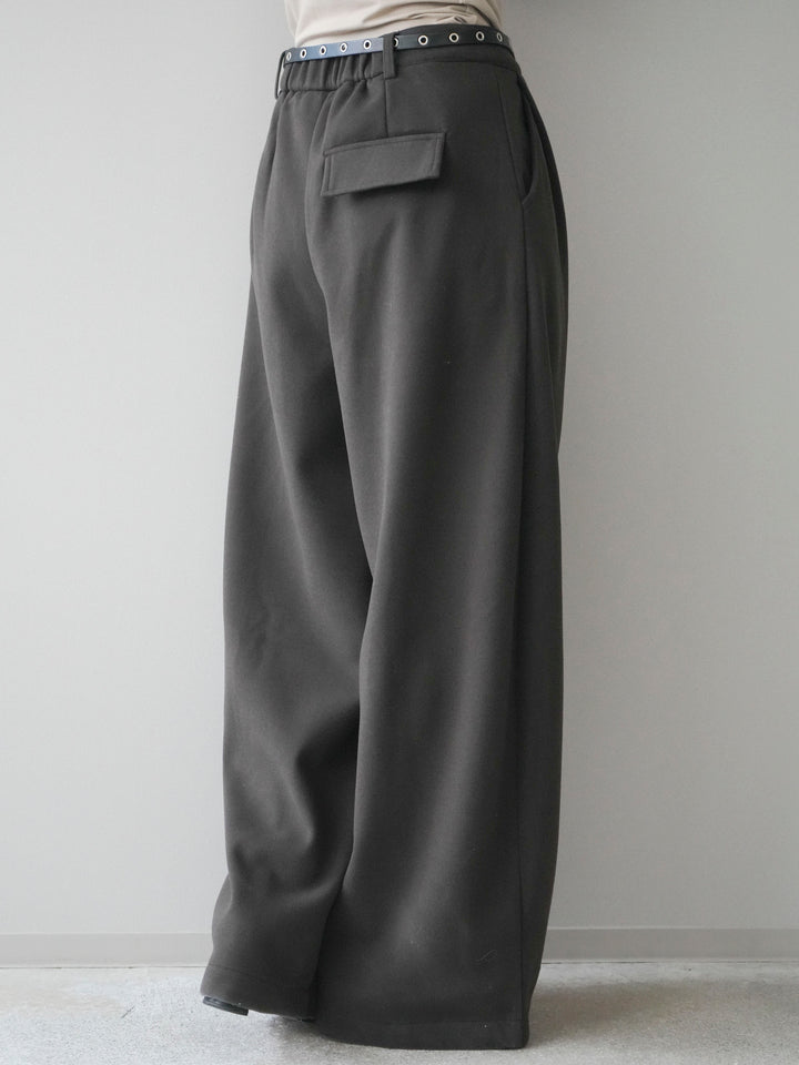 [予約]ベルト付き裏起毛ワイドパンツ/ brown