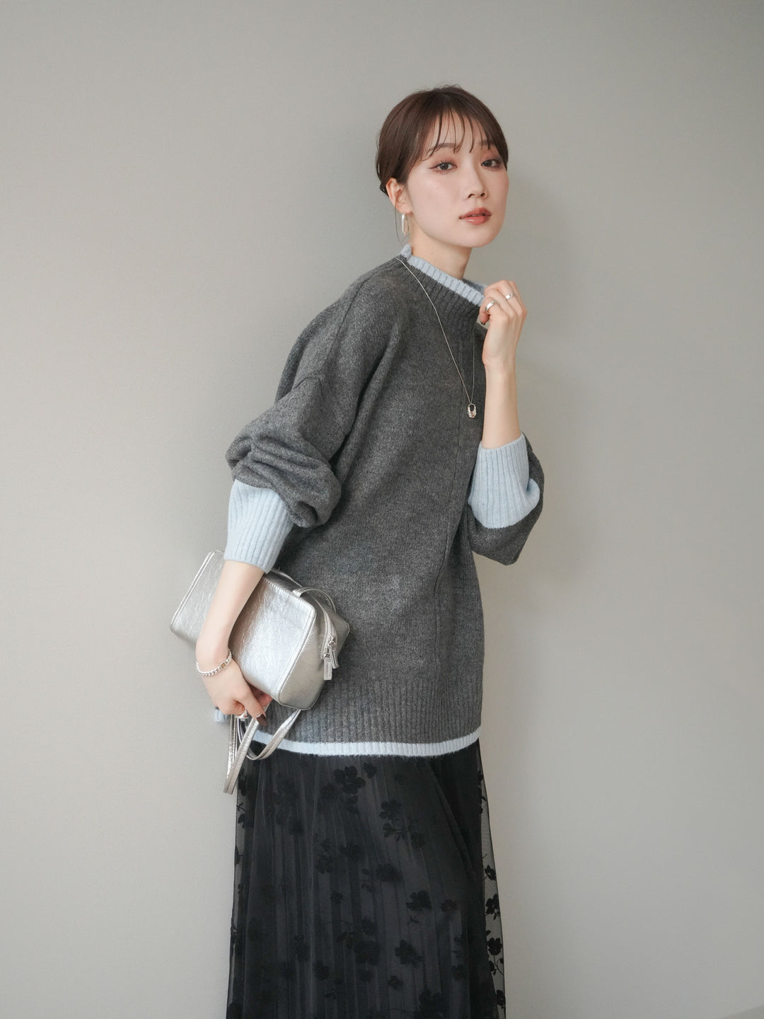 [予約]配色ハイネックニットプルオーバー/charcoalriteblue