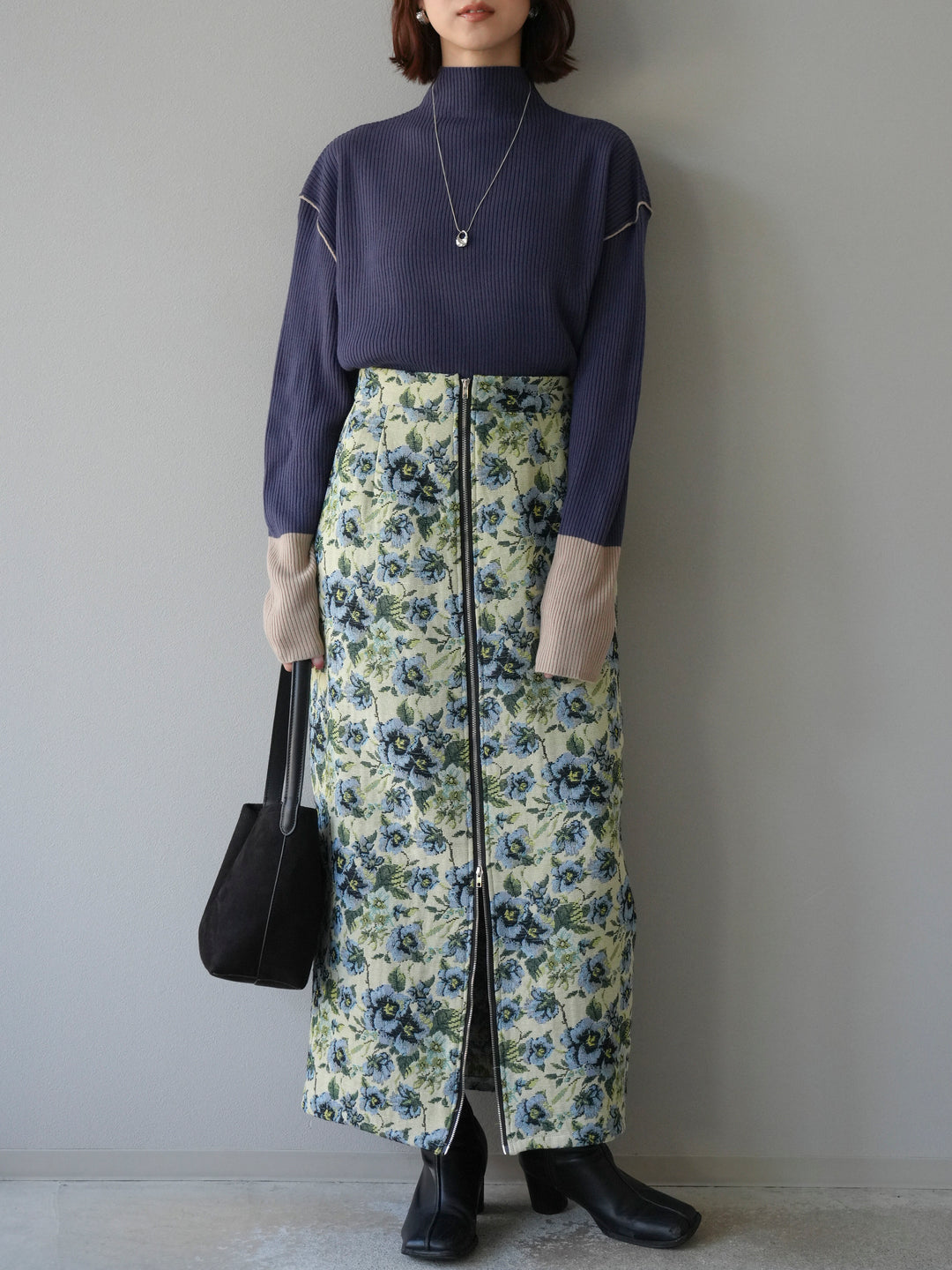 [予約]ボトルネック配色リブニットプルオーバー/アイアンブルー×ベージュ