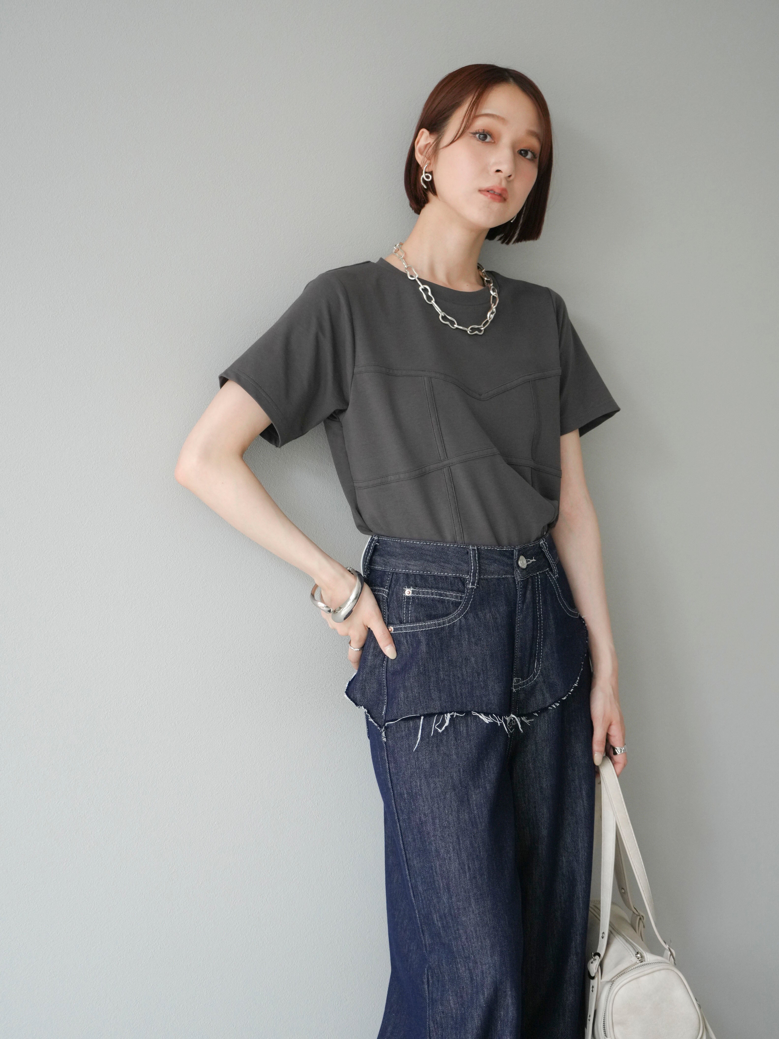 予約]ビスチェデザインTシャツ/チャコール – Lumier