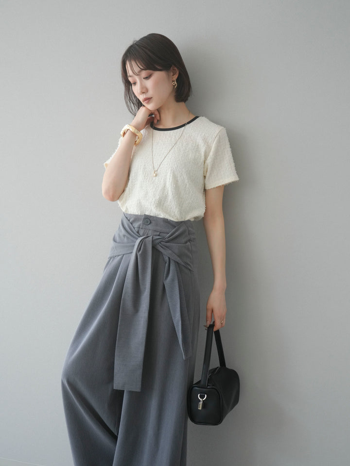 【預訂】顏色協調的滾邊蓬鬆剪裁上衣/象牙白