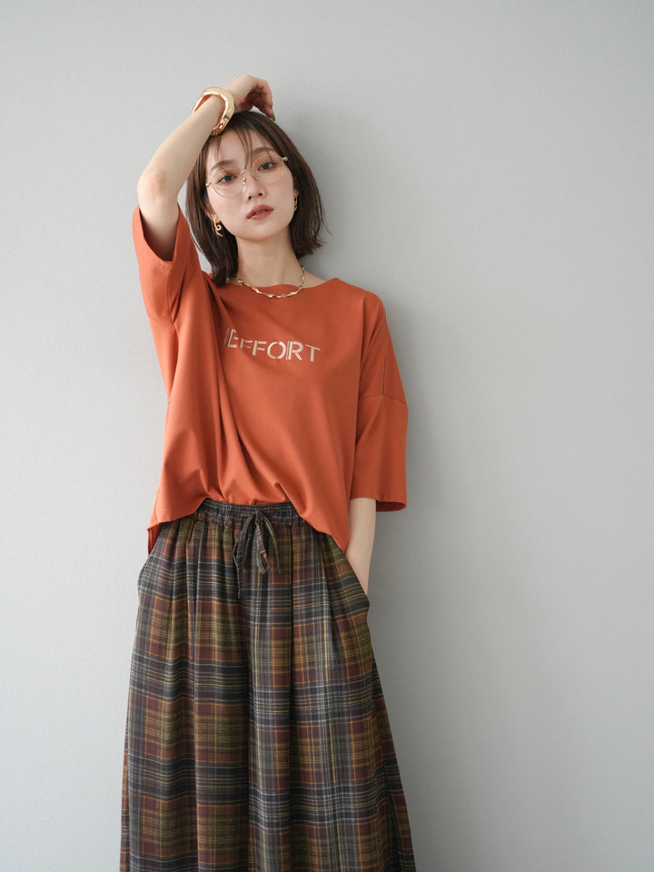 [套裝] 不同材質金屬標誌刺繡 x 印花T卹 + 透視格紋寬鬆褲（2 件套）