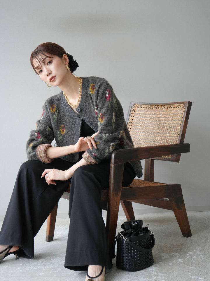 [予約]ウールタッチフラワーニットカーディガン/チャコール