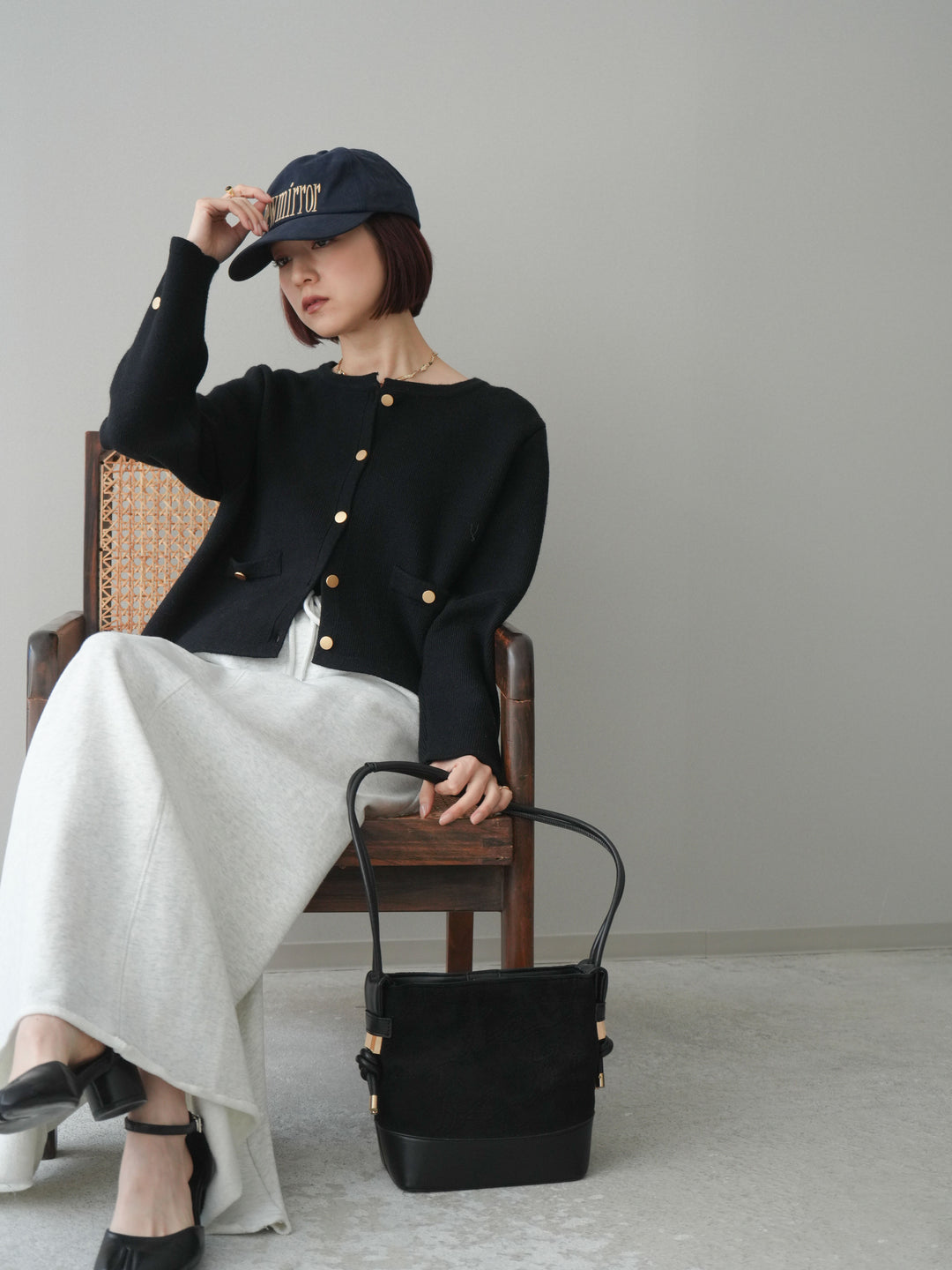 [予約]ゴールドボタンノーカラーニットジャケット/black