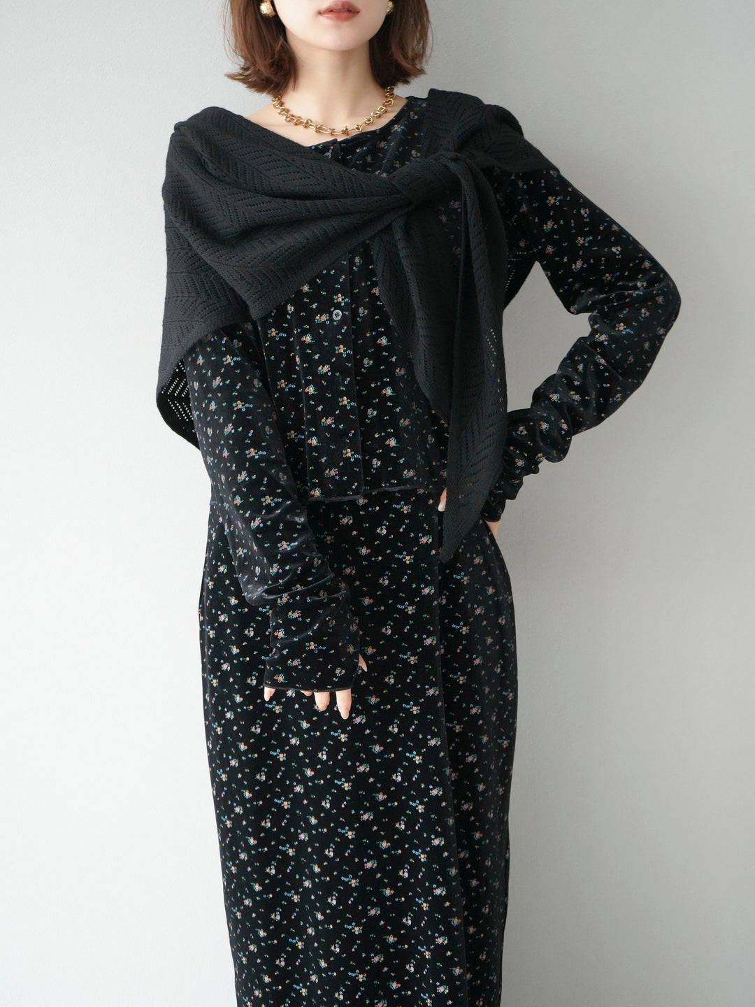 [SET]ベロアフラワープリントカーディガン+ベロアフラワープリントIラインスカート(2set)