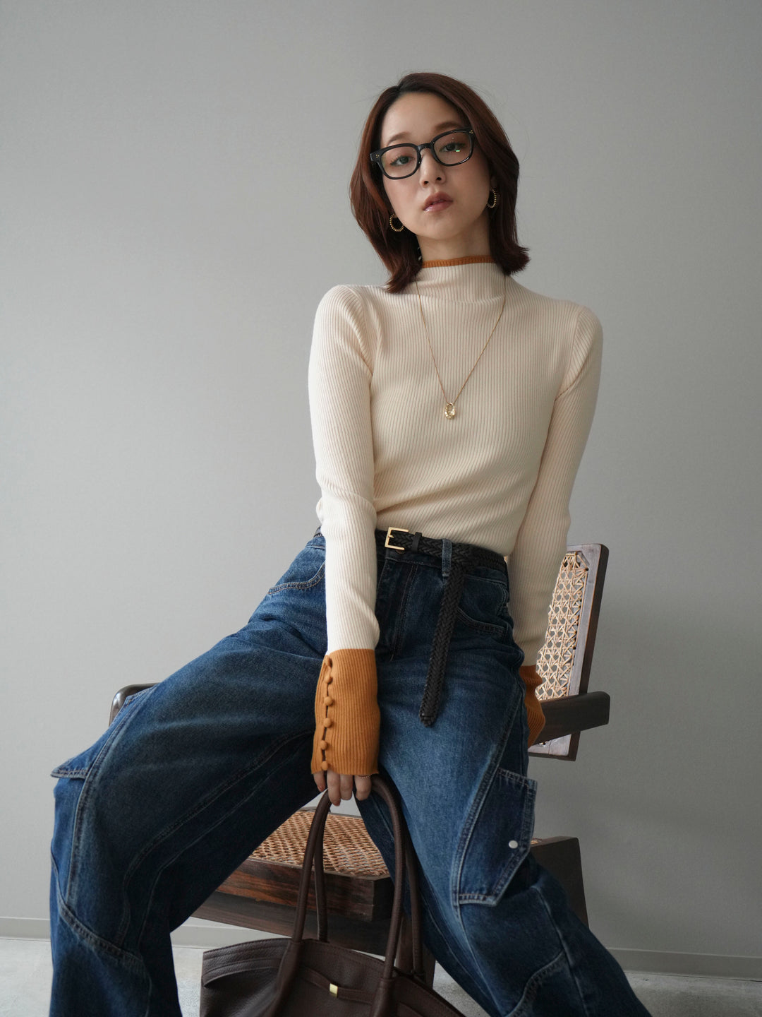 [予約]袖ボタンハイネック配色リブニットトップス/ivory