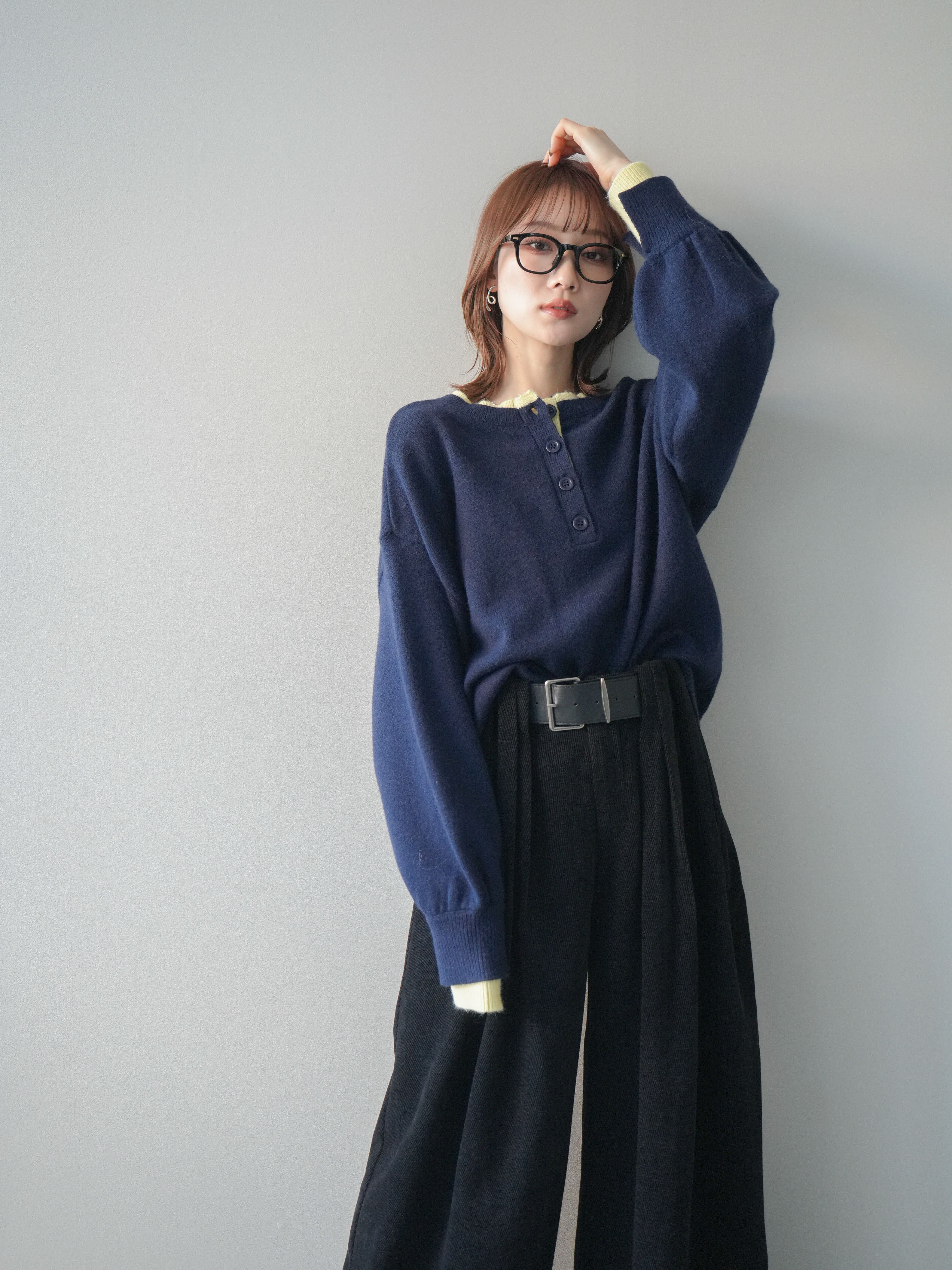予約]ヘンリーネック配色レイヤードニットプルオーバー/navy – Lumier