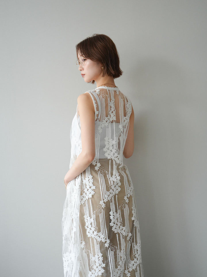 【預購】設計師蕾絲長裙配馬甲 / 白色