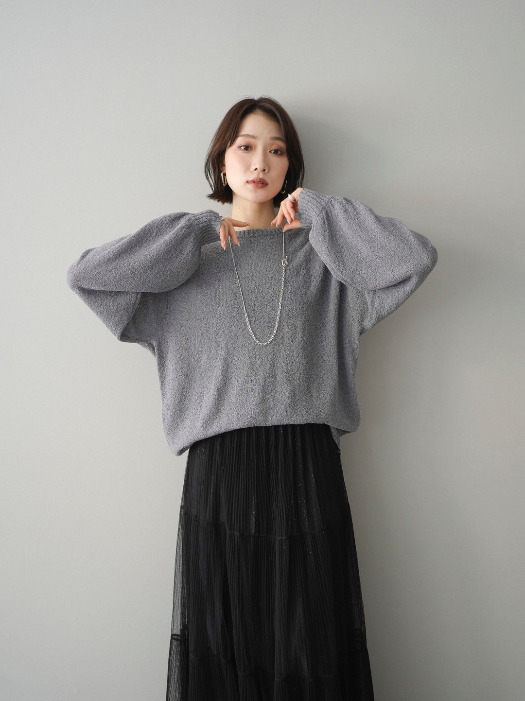 [SET]バックシアーフラワーレースニットプルオーバー+ラメプリーツレイヤードチュールロングスカート(2set)