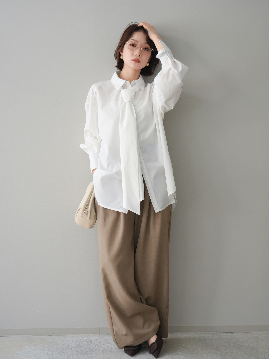 [予約]サテンベルトタックワイドパンツ/beige