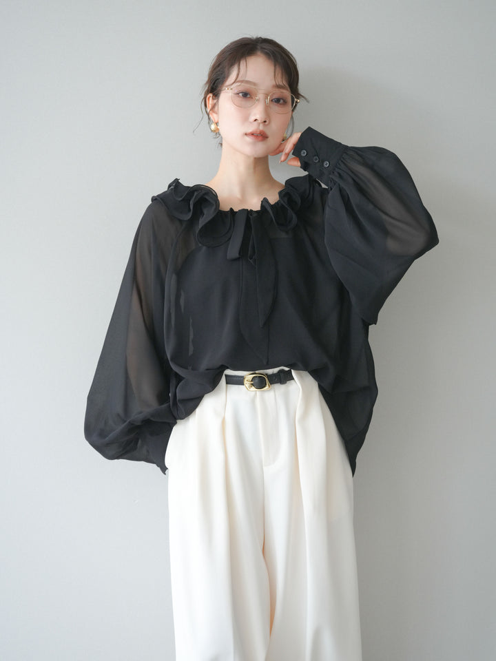 [予約]ラッフルネックシアーブラウス/black