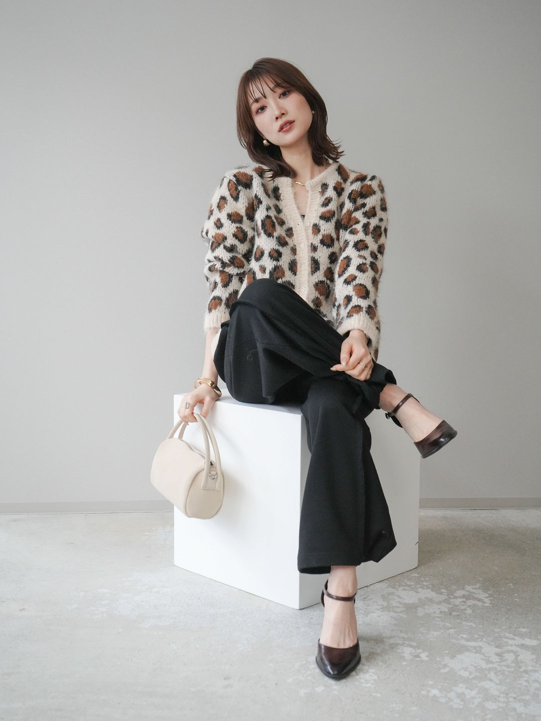 [SET]モヘアタッチレオパード柄ニットカーディガン+モヘアタッチレオパード柄ニットカーディガン(2set)