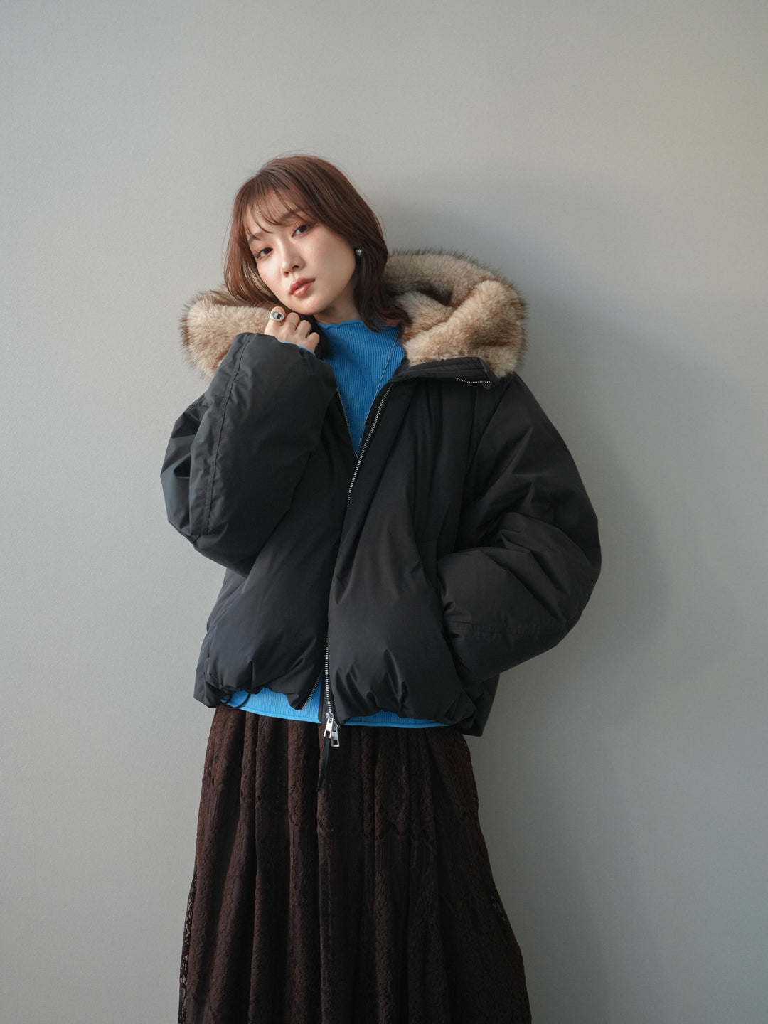 [予約]フードファーショートダウンコート/black