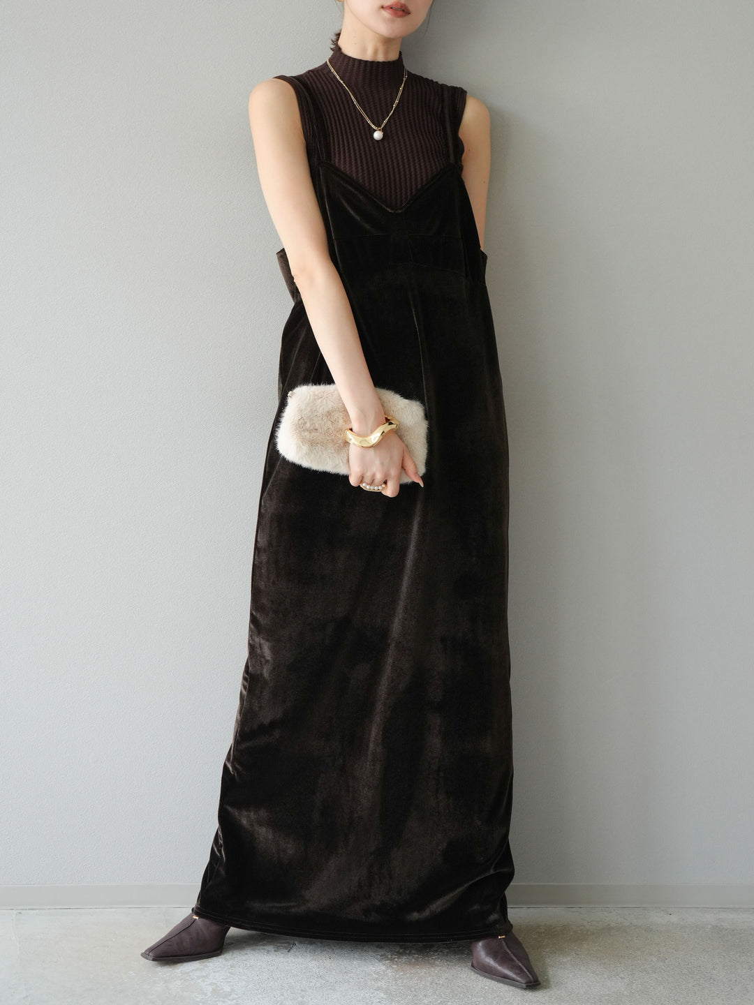 [予約]ボトルネックワッフル編みノースリーブニットトップス/ブラウン