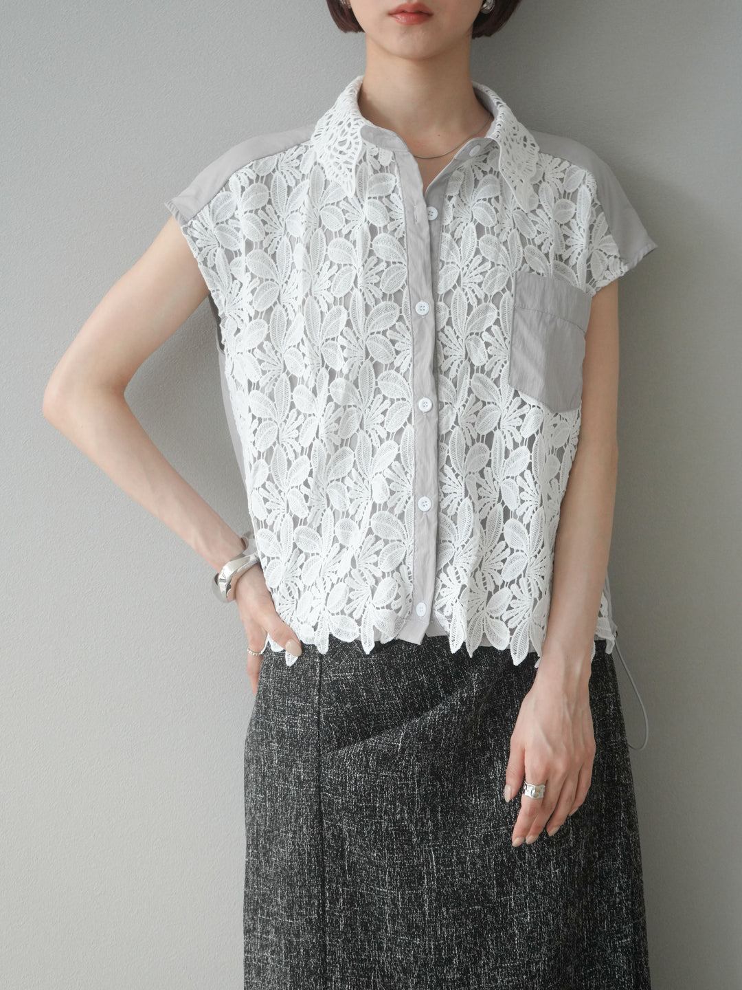 [予約]レースレイヤードドロストシャツ/グレー