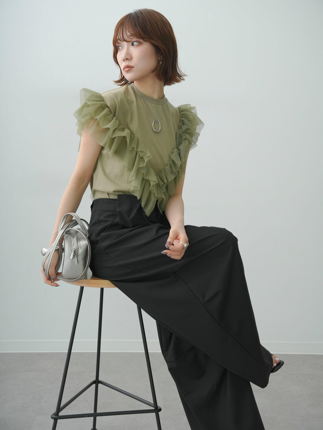 [SET]マルチwayフリルフレンチTEE+選べるアクセセット(2set)