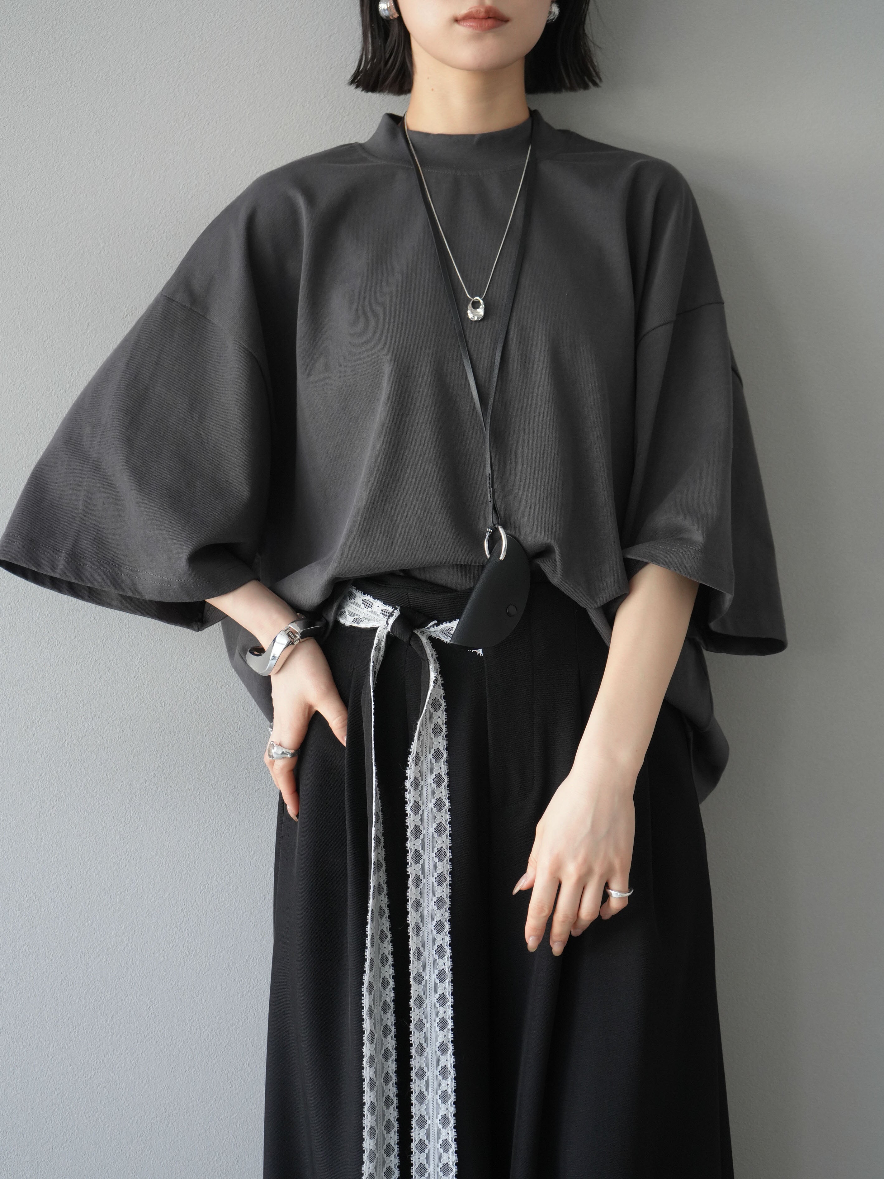 予約]フェイクレザーキーネックレス/ブラック – Lumier