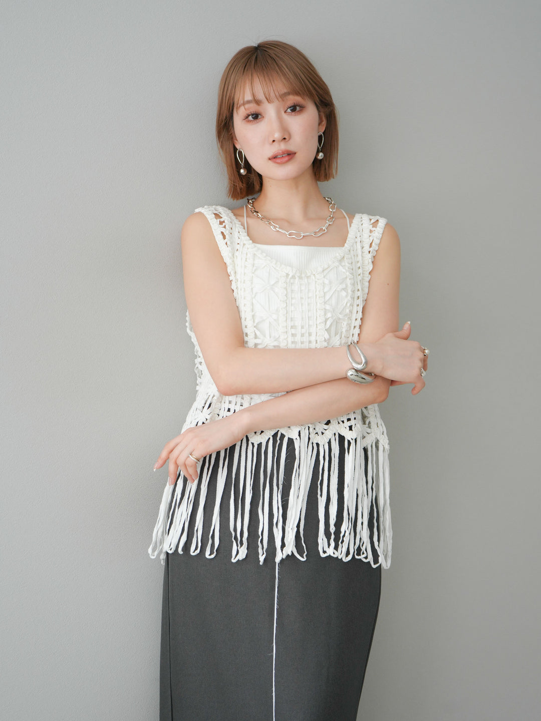 [予約]クロシェフリンジノースリーブトップス/アイボリー