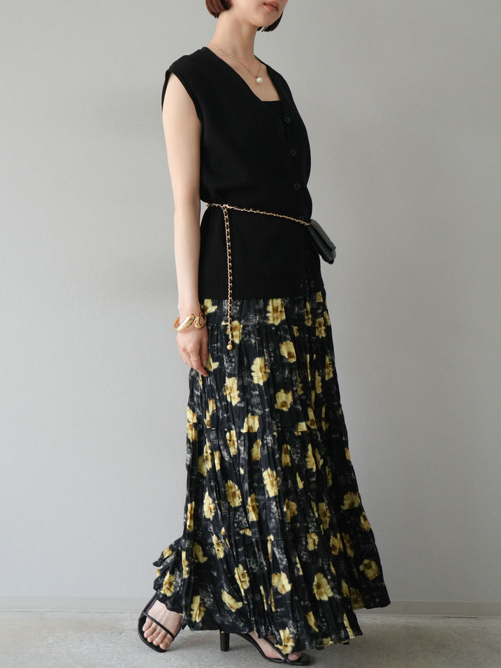 [SET] V領人造絲針織背心+花邊長裙（2件組）