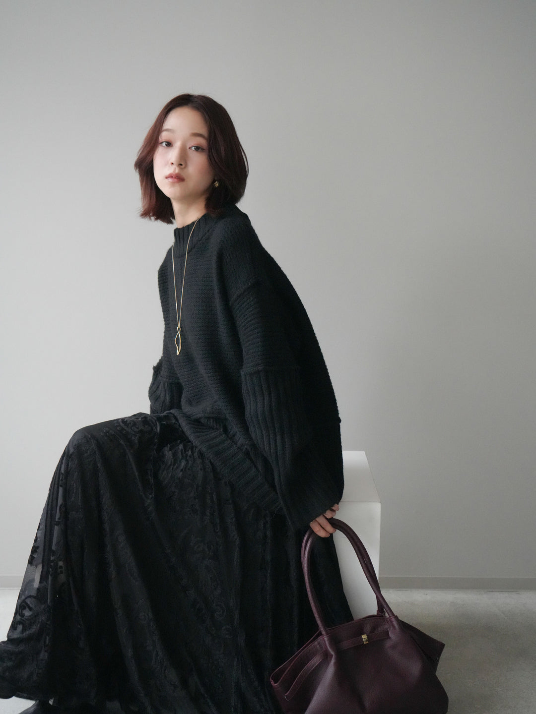 [SET]編み地切替ボトルネックニットプルオーバー+アンティーク柄フロッキーマキシスカート(2set)