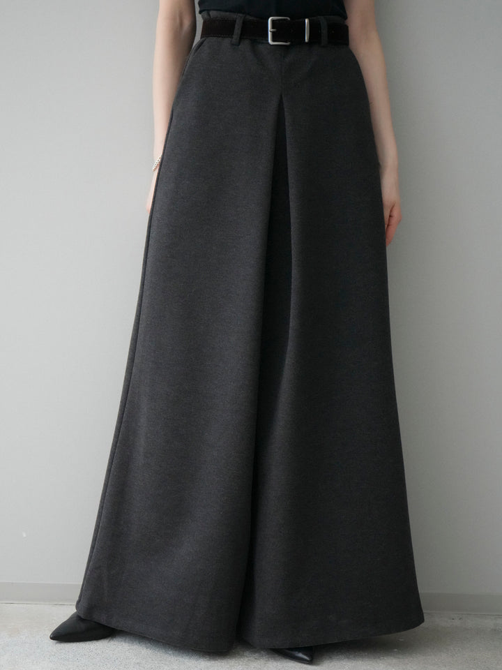 [予約]ベルト付きフロントタックワイドパンツ/charcoal