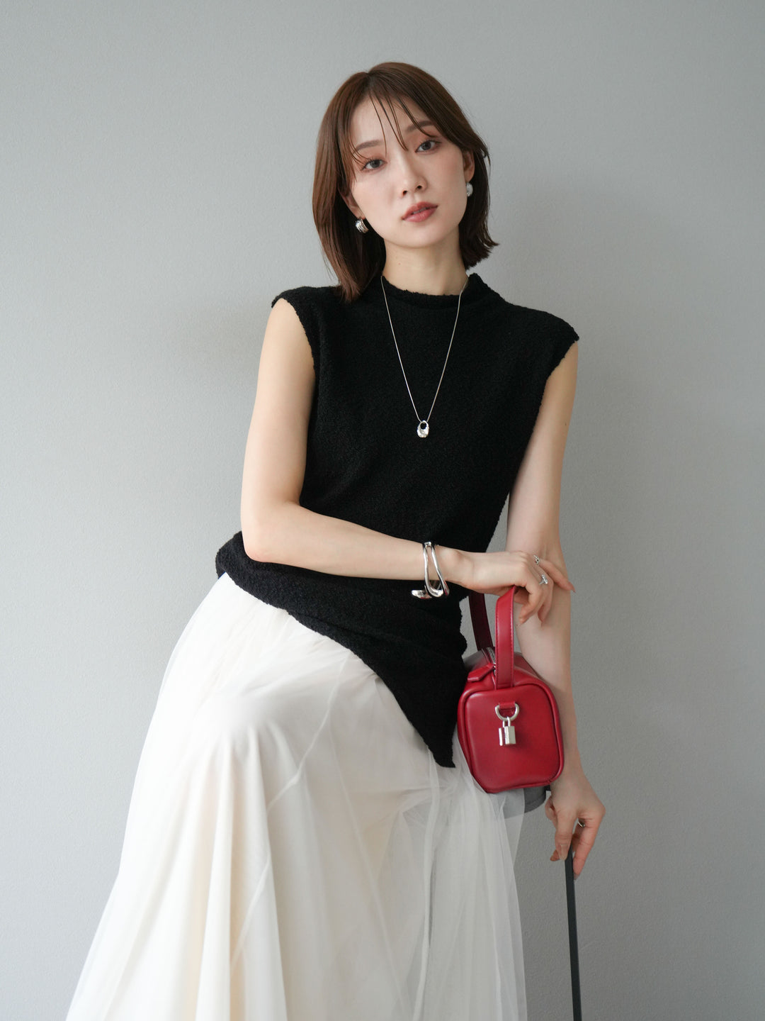 [SET]ブークレアシメニットノースリーブトップス+チュールボリュームスカート(2set)