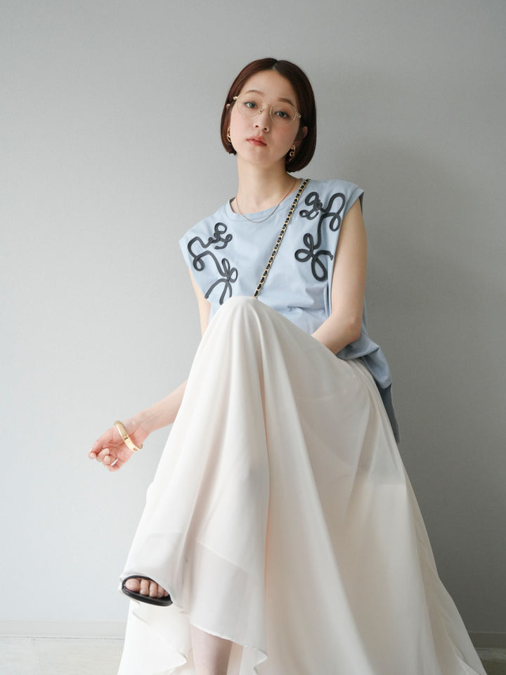 [SET] 繩繡法式袖T卹+雪紡喇叭裙（2件組）