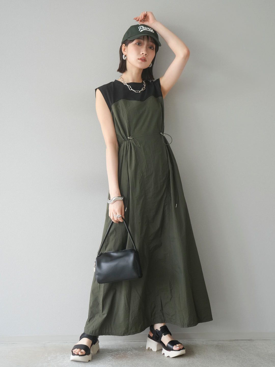 [SET] 剪裁對接尼龍洋裝 + 可選飾品套裝 (2 套)