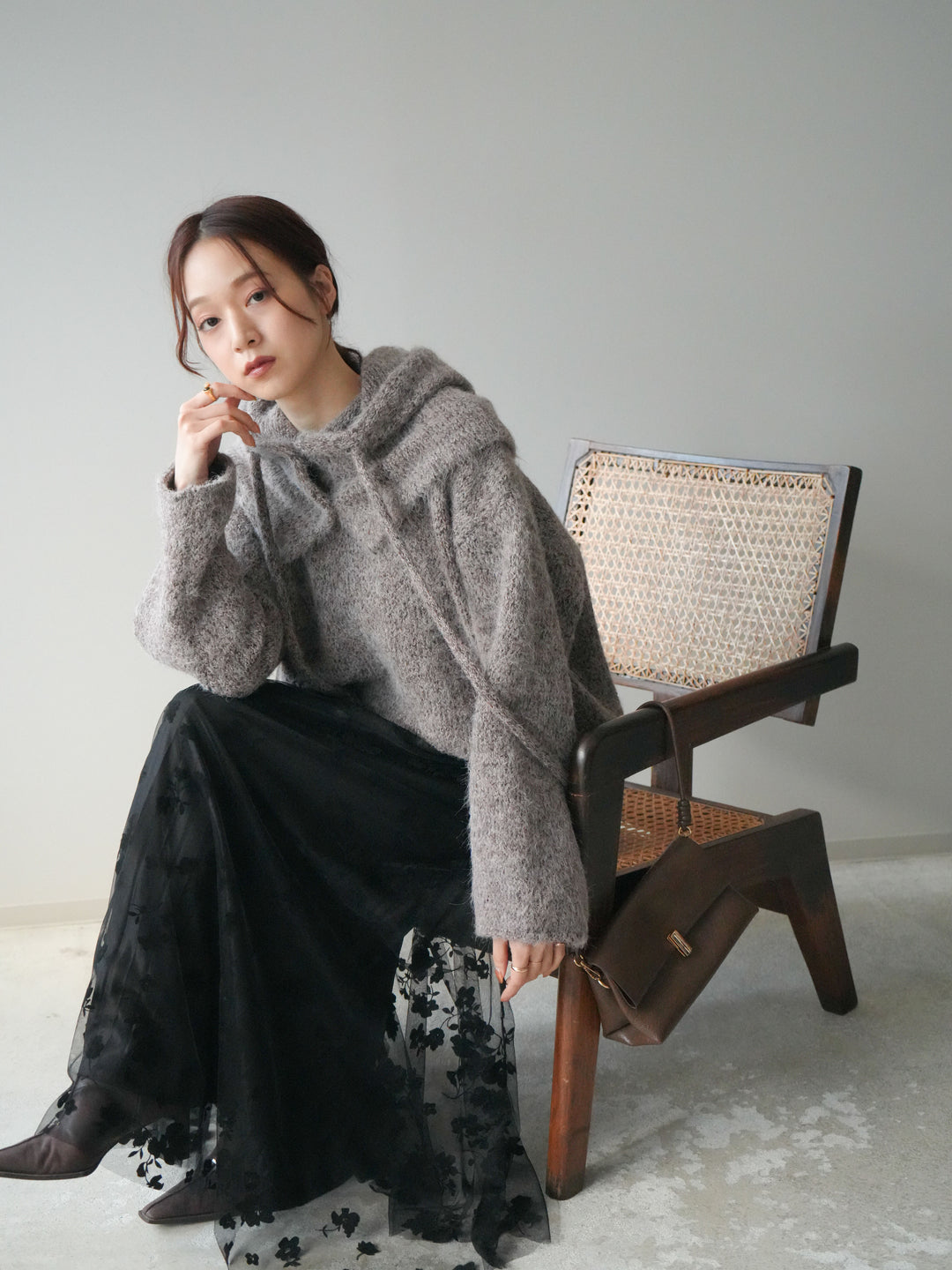 [SET]バラクラバSETニットプルオーバー+フラワーフロッキーチュールプリーツスカート(2set)