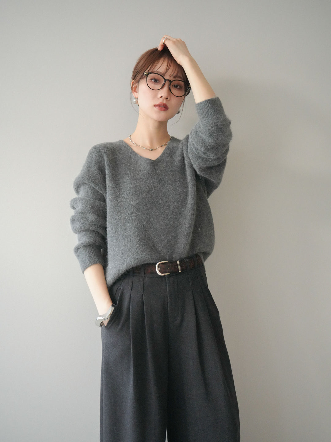 [予約]シュシュ付きアンゴラタッチVネックニットプルオーバー/gray