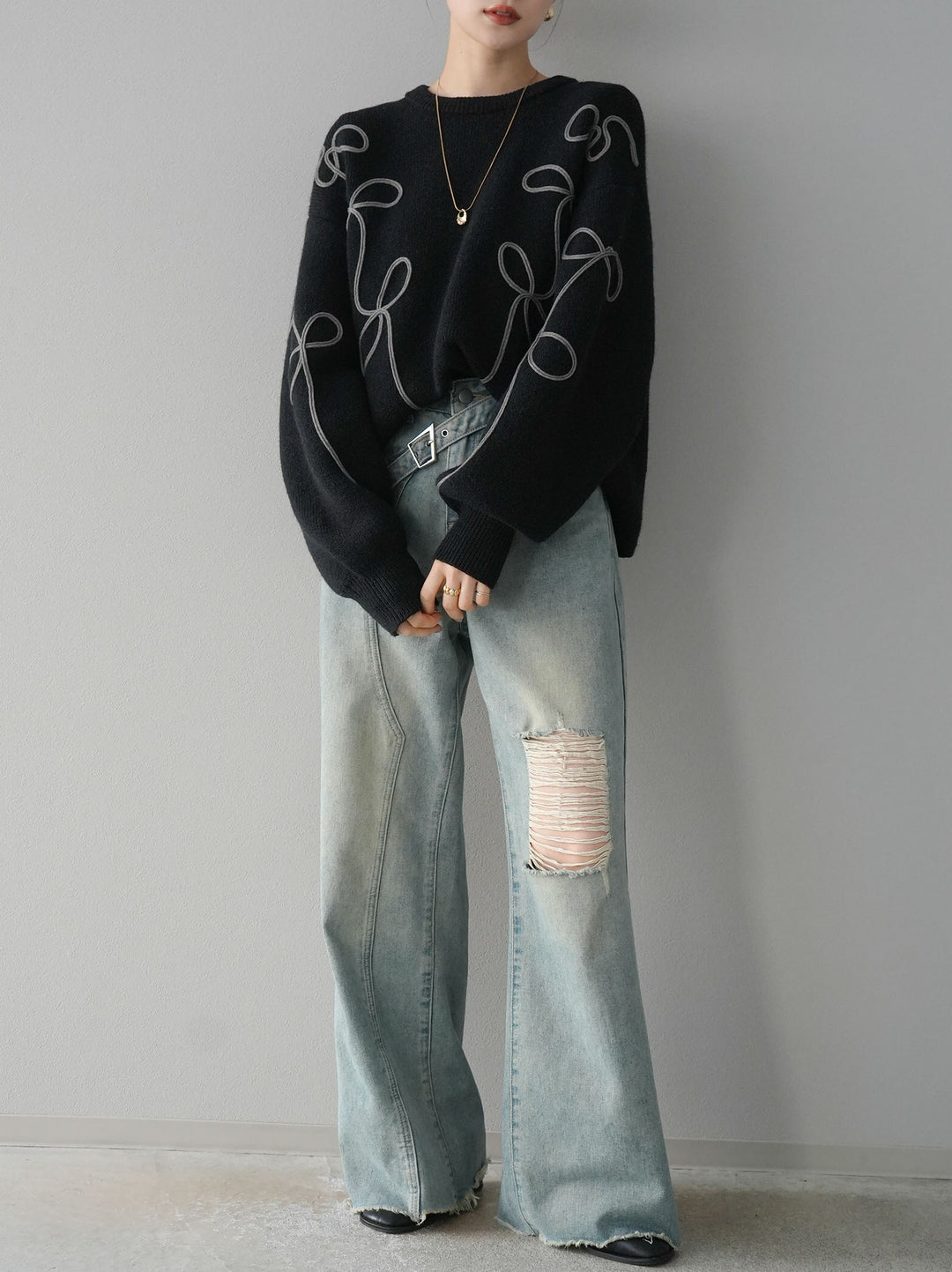 [予約]コード刺繍ルーズニットプルオーバー/ブラック