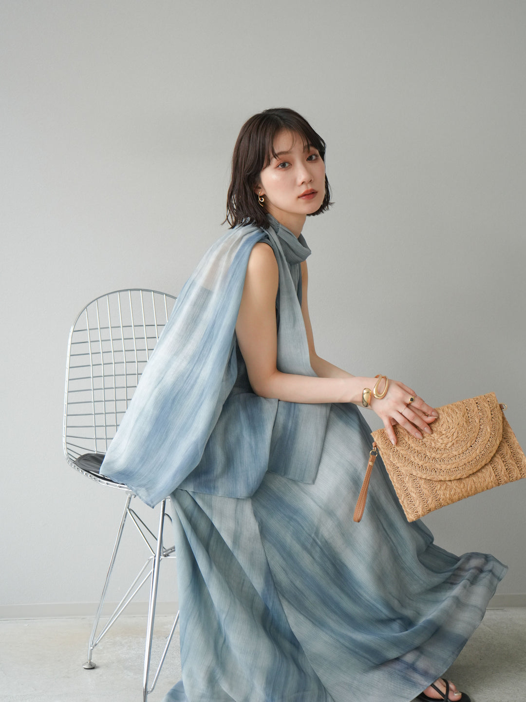 [SET]ニュアンスシアーホルターネックブラウス+ニュアンスシアーフレアスカート(2set)