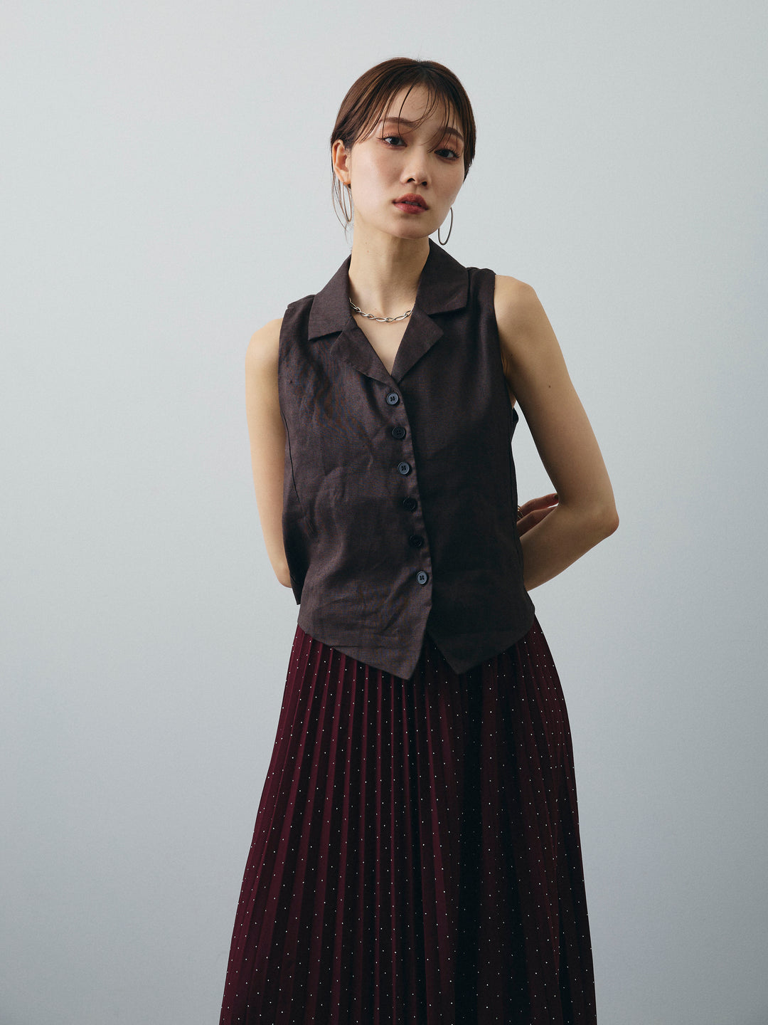 [SET]リネンライクテーラードジレ+ラインストーンプリーツスカート(2set)