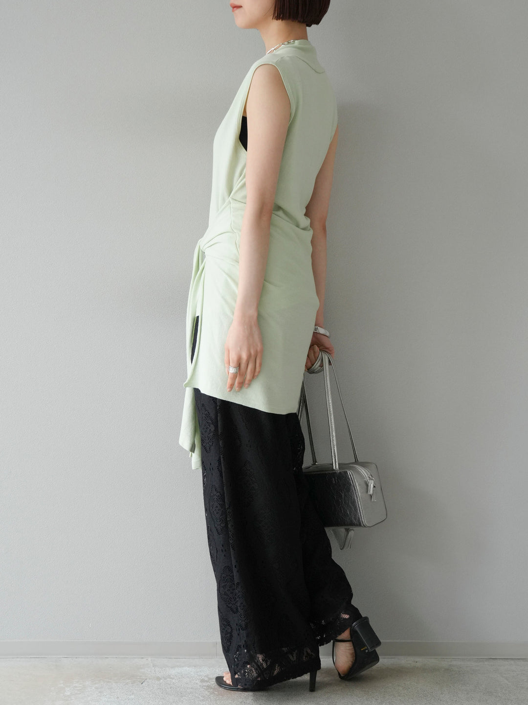 [SET]腰巻きデザインノースリーブニットカーディガン+レースタックイージーパンツ(2set)