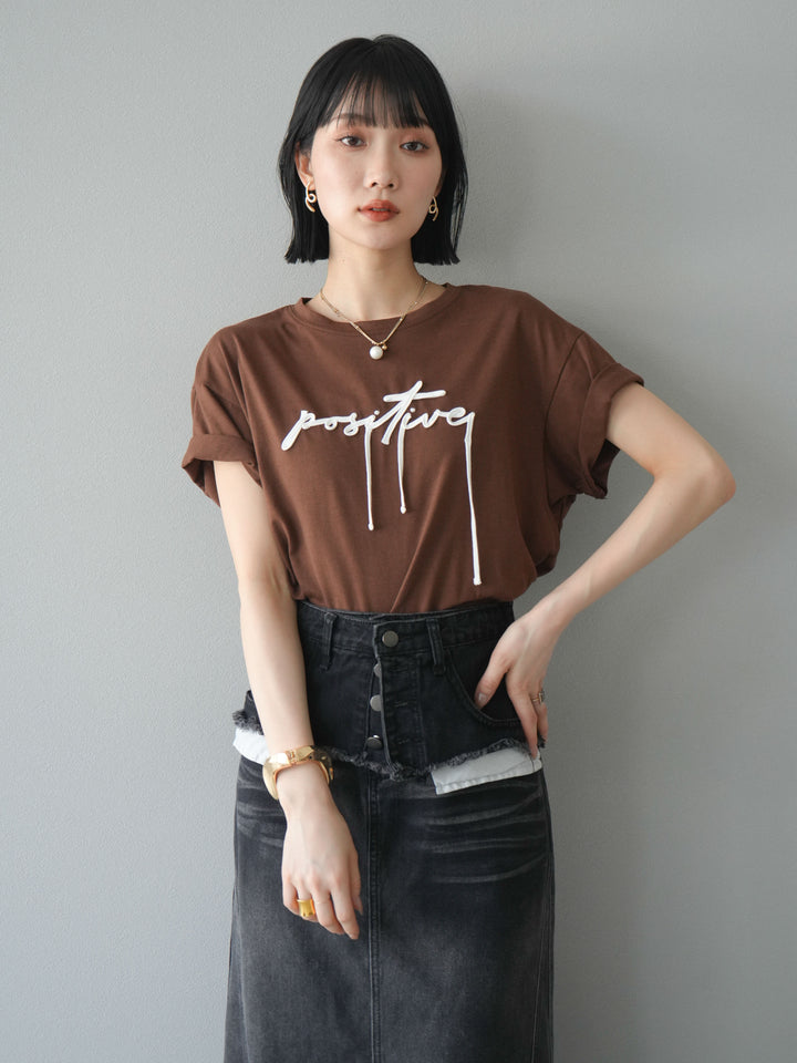 [予約]コード刺繍ロゴTシャツ/ブラウン