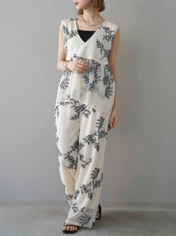 [予約]リーフ柄メッシュVネックフレアトップス/アイボリー