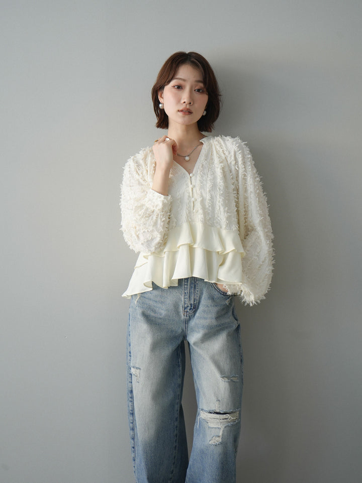 [予約]ジャガードぺプラムフリルブラウス/ivory