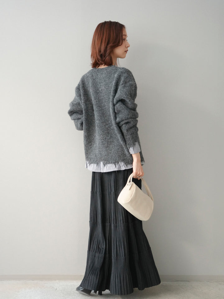 [予約]型押しスエードティアードプリーツスカート/black