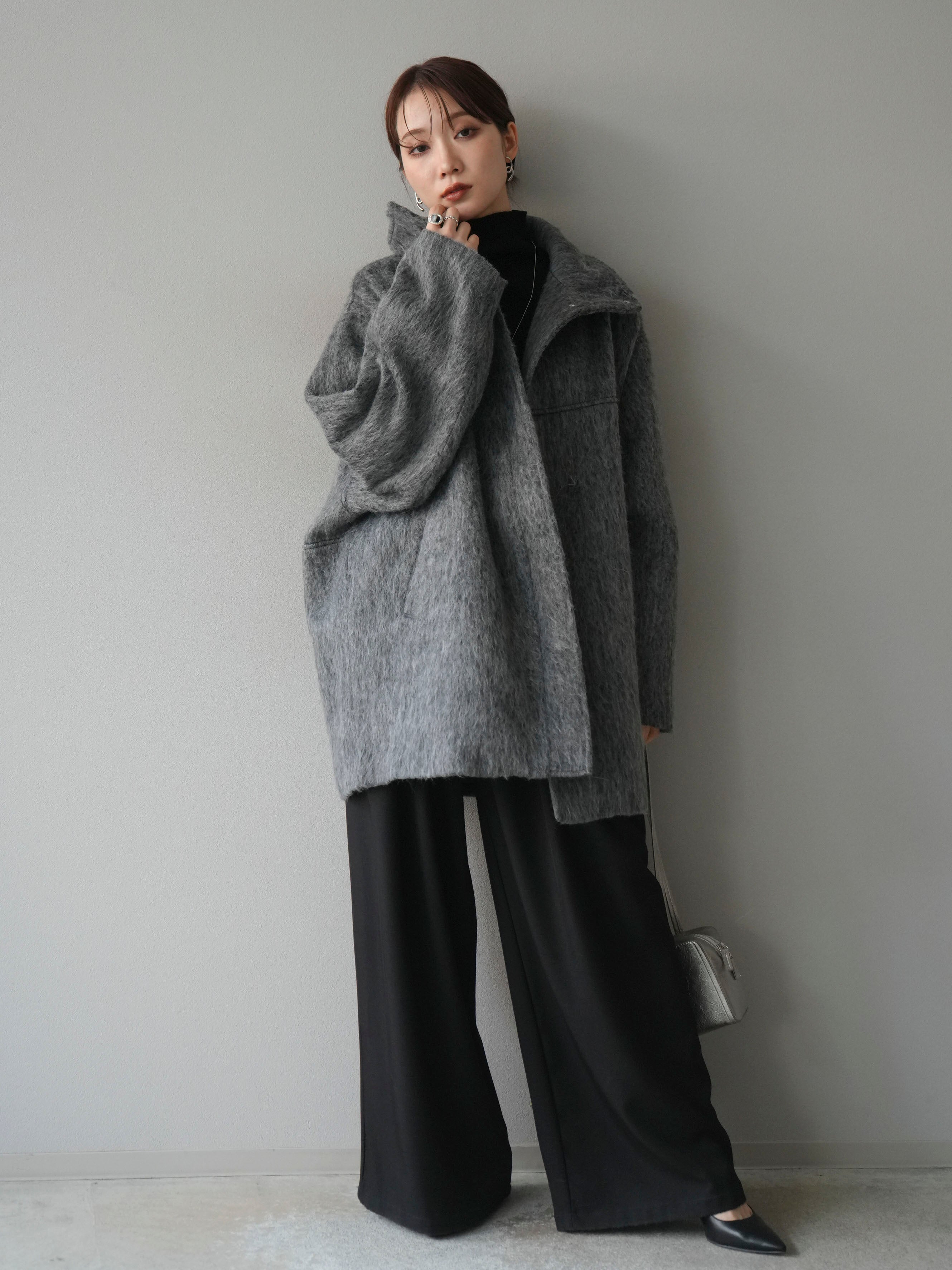 予約]スタンドカラーシャギーコート/charcoal – Lumier